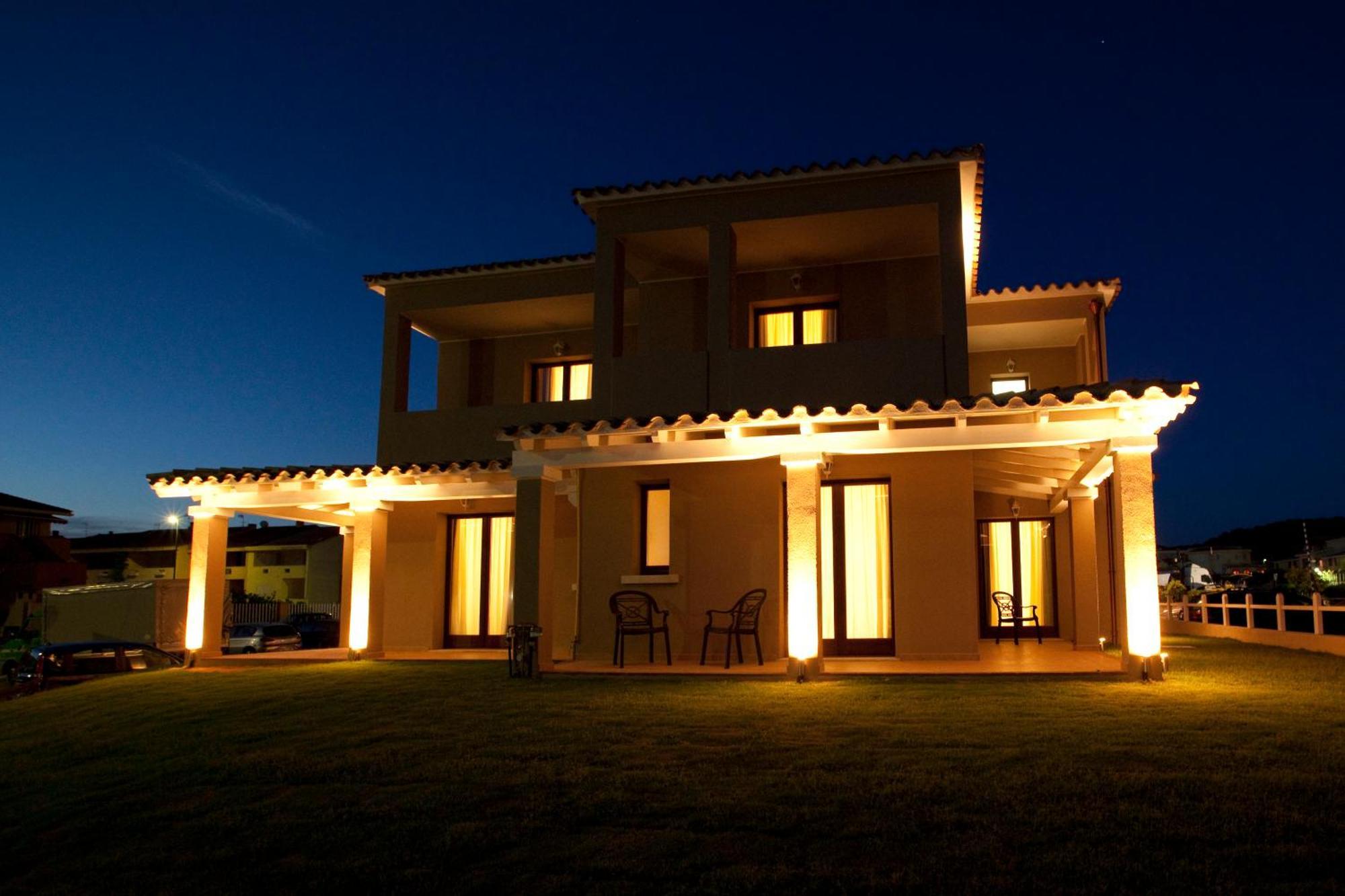 Xenia Hotel Villasimius Exterior photo