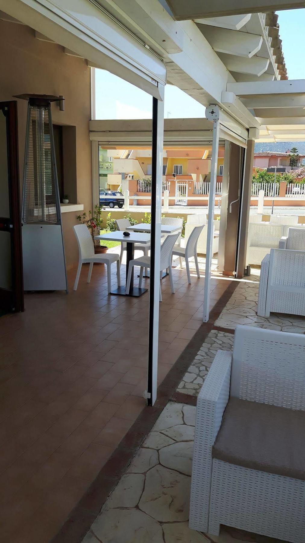 Xenia Hotel Villasimius Exterior photo